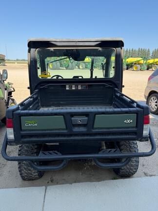Image of John Deere XUV 835M equipment image 3