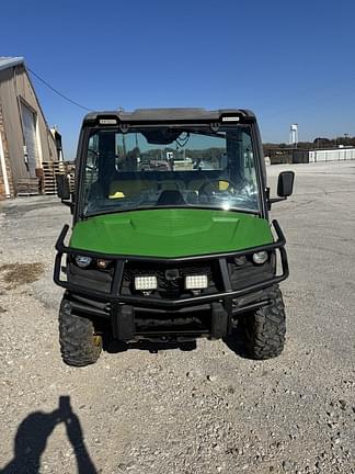 Image of John Deere XUV 835M equipment image 1