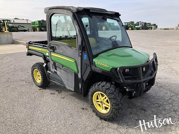 Image of John Deere XUV 835M Primary image