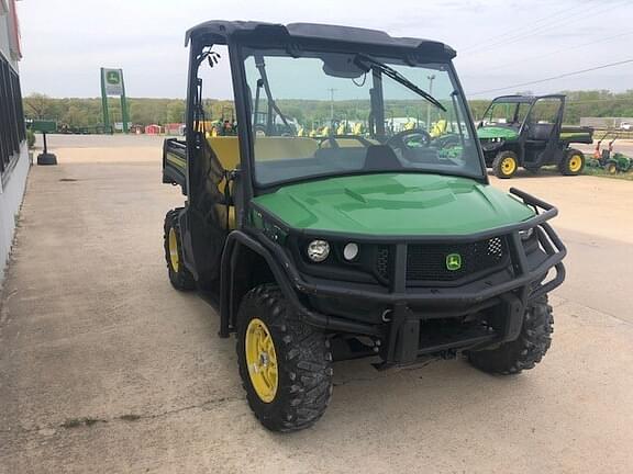 Image of John Deere XUV 835M equipment image 1