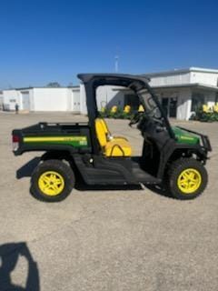 Main image John Deere XUV 835M