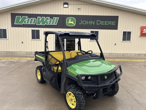 Image of John Deere XUV 835M equipment image 3