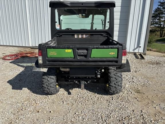 Image of John Deere XUV 835M equipment image 3