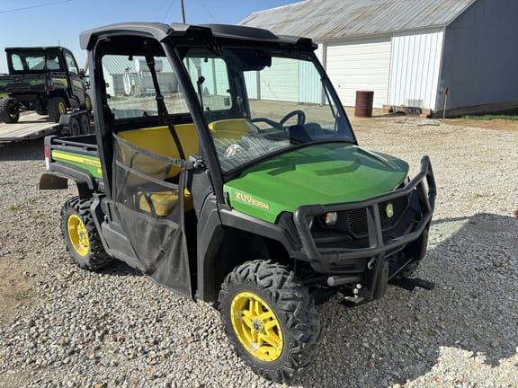 2019 John Deere XUV 835M Equipment Image0