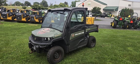 2019 John Deere XUV 835M Equipment Image0