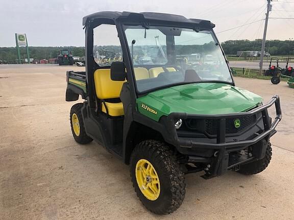 Image of John Deere XUV 835M equipment image 2