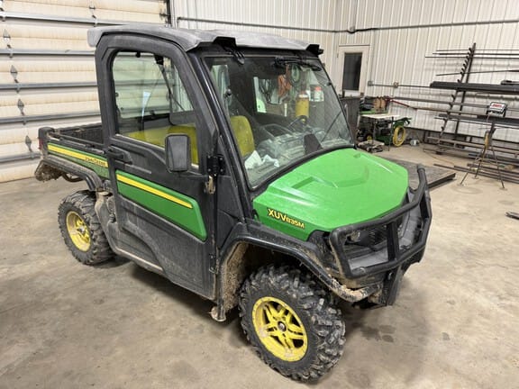 Main image John Deere XUV 835M