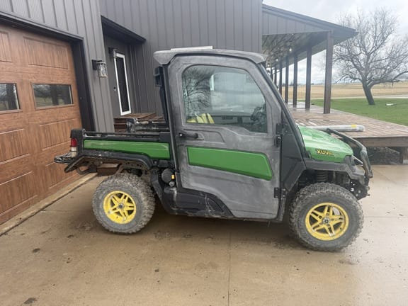 2019 John Deere XUV 835M Equipment Image0