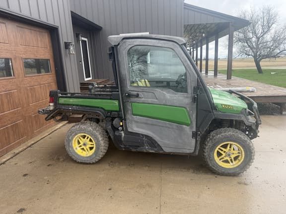 Image of John Deere XUV 835M Image 0