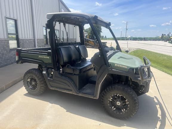 Image of John Deere XUV 835M Primary image