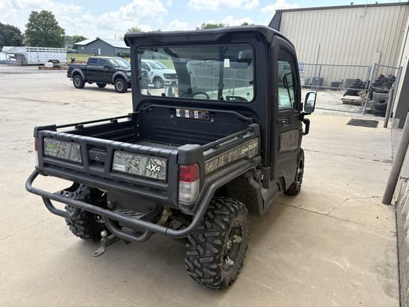 Image of John Deere XUV 835M equipment image 3