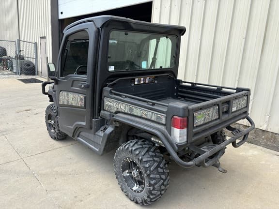Image of John Deere XUV 835M equipment image 2