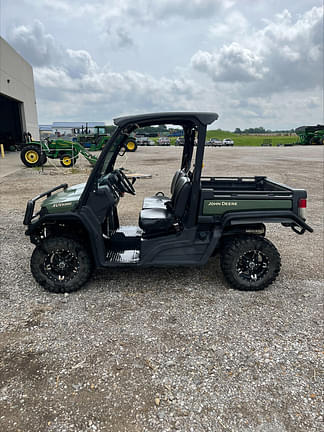 Image of John Deere XUV 835M equipment image 4