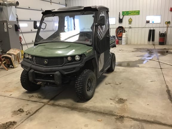 2019 John Deere XUV 835M Equipment Image0