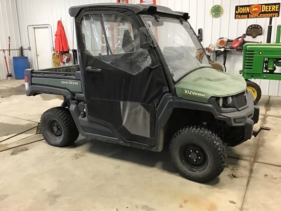 Image of John Deere XUV 835M equipment image 2