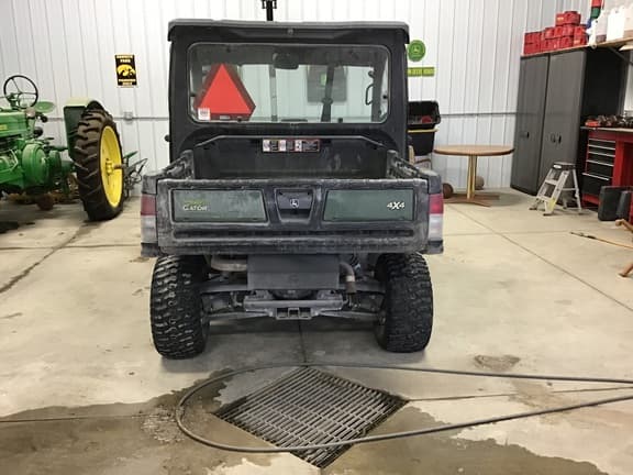 Image of John Deere XUV 835M equipment image 4