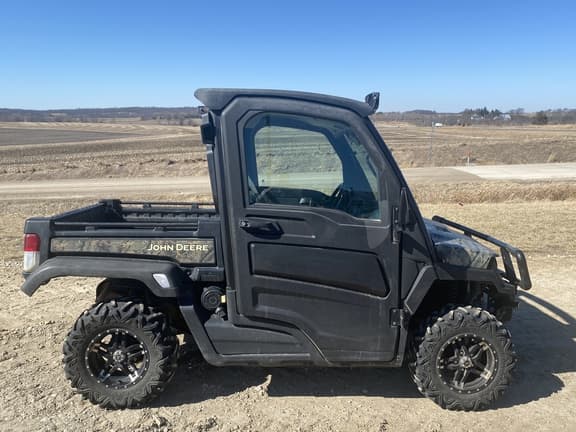 Image of John Deere XUV 835M equipment image 3