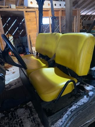 Image of John Deere XUV 835M equipment image 4