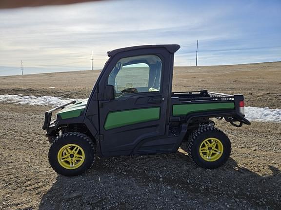 Image of John Deere XUV 835M equipment image 3