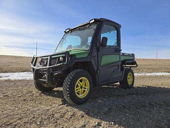 Image of John Deere XUV 835M equipment image 2