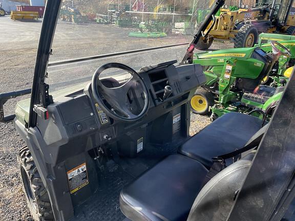 Image of John Deere XUV 835M equipment image 3