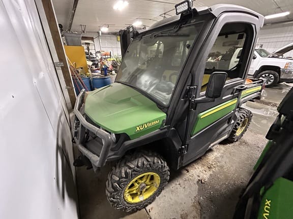 Main image John Deere XUV 835M