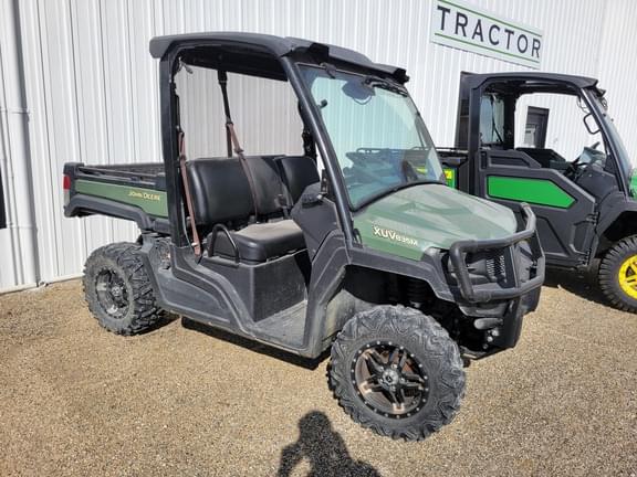 Image of John Deere XUV 835M equipment image 2