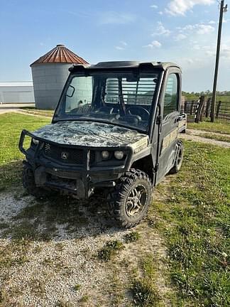 Image of John Deere XUV 835M equipment image 1