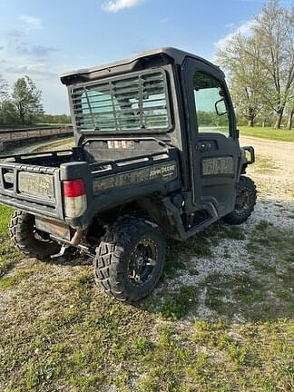 Image of John Deere XUV 835M equipment image 4
