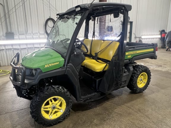 Main image John Deere XUV 835M