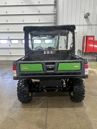 Image of John Deere XUV 835M equipment image 3