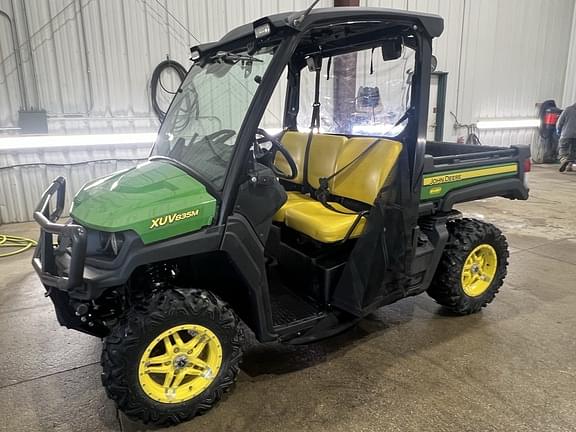 Image of John Deere XUV 835M Primary image