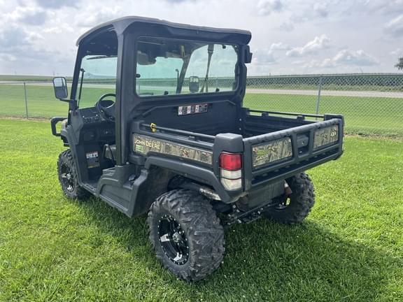 Image of John Deere XUV 835M equipment image 4