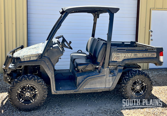 Main image John Deere XUV 835M