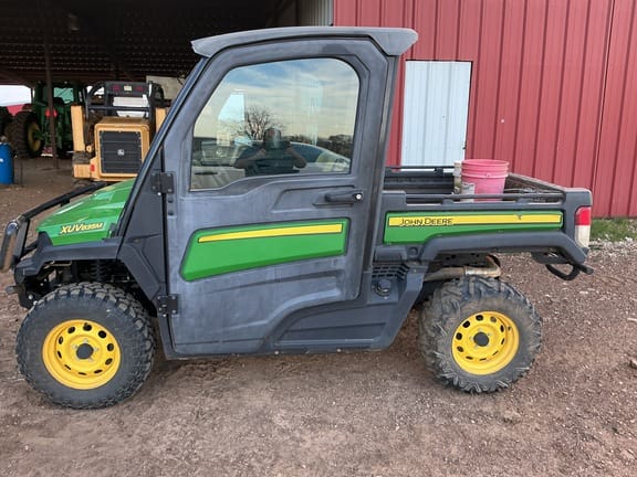2019 John Deere XUV 835M Equipment Image0
