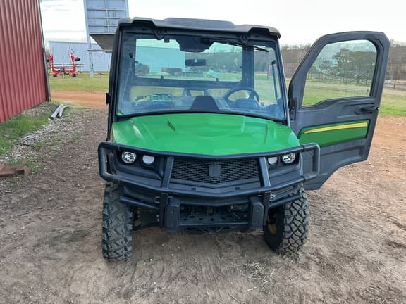 Image of John Deere XUV 835M equipment image 3