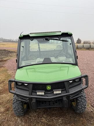 Image of John Deere XUV 835R Image 1