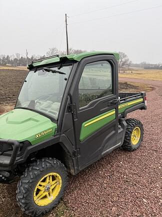 Image of John Deere XUV 835R Image 0