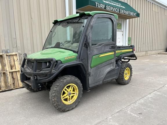 Image of John Deere XUV 835R equipment image 1