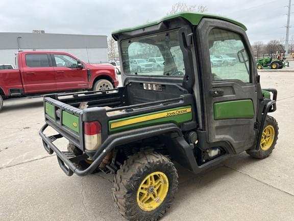 Image of John Deere XUV 835R equipment image 4