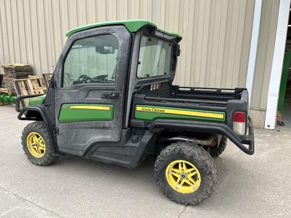 Image of John Deere XUV 835R equipment image 2