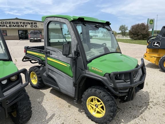 Image of John Deere XUV 835R equipment image 3
