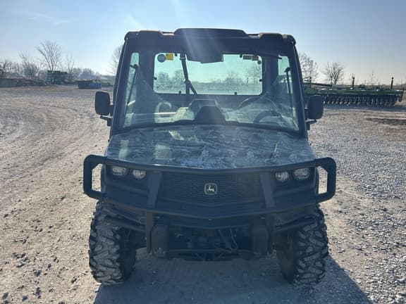 Image of John Deere XUV 835R equipment image 2