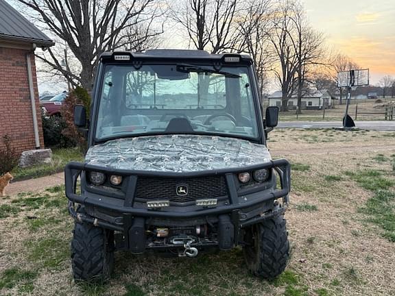 Image of John Deere XUV 835R equipment image 2