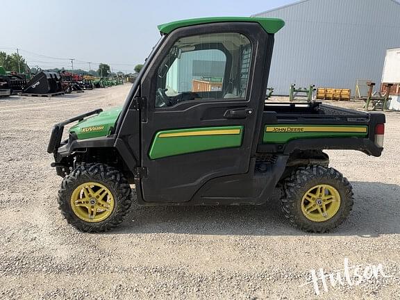 Image of John Deere XUV 835R equipment image 3