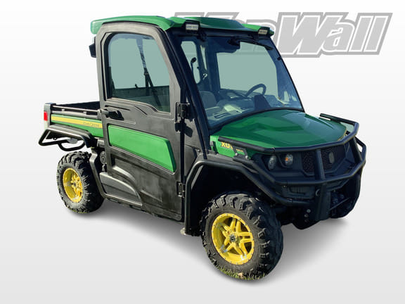 2019 John Deere XUV 835R Equipment Image0