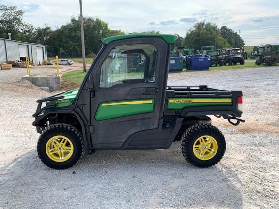 2019 John Deere XUV 835R Image