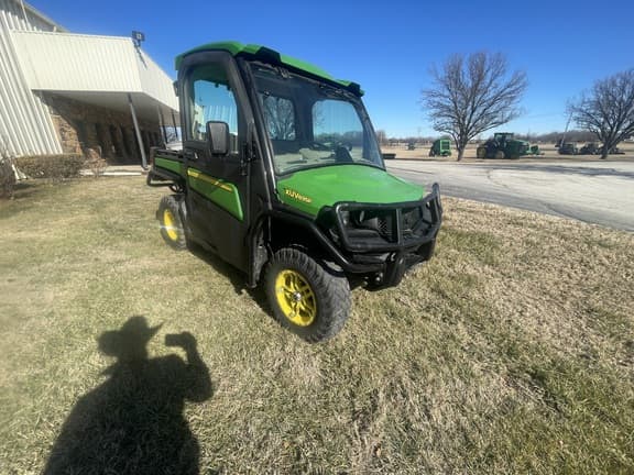 Image of John Deere XUV 835R equipment image 2