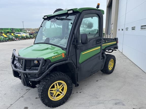 Image of John Deere XUV 835R equipment image 2