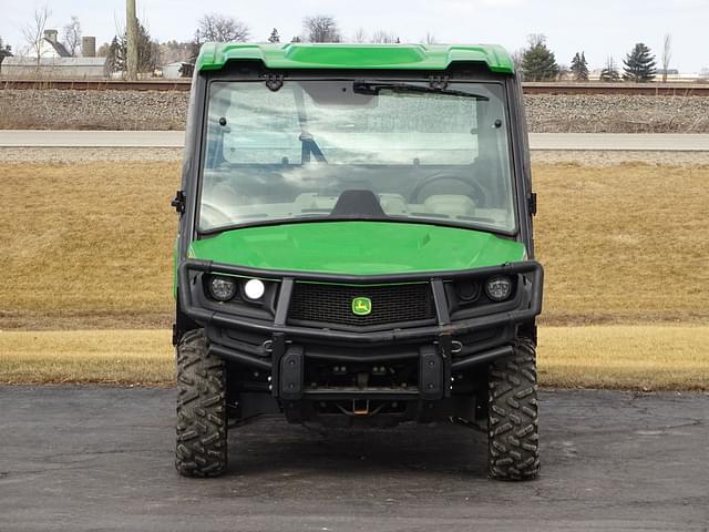 Image of John Deere XUV 835R equipment image 2